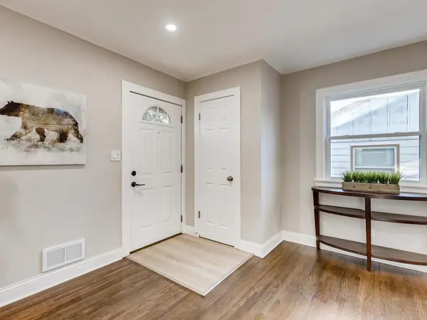 1648 Idaho AVE E, Saint Paul, MN 55106