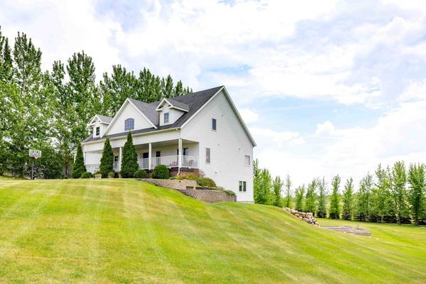 21677 162nd AVE S, Barnesville, MN 56514