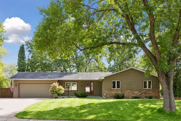 7817 73rd ST S, Cottage Grove, MN 55016