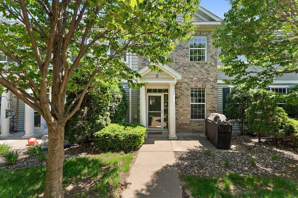 1610 Woodlynn AVE #3, Maplewood, MN 55109