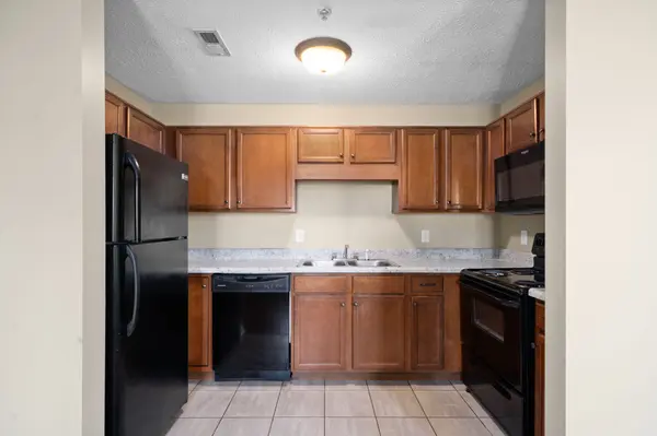 2826 Highway 41 S #216, Clarksville, TN 37042
