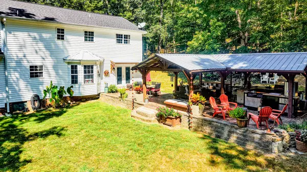 356 Woodland Hills Rd, Erin, TN 37061