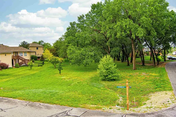 00000 Glencoe Circle, Salina, KS 67401
