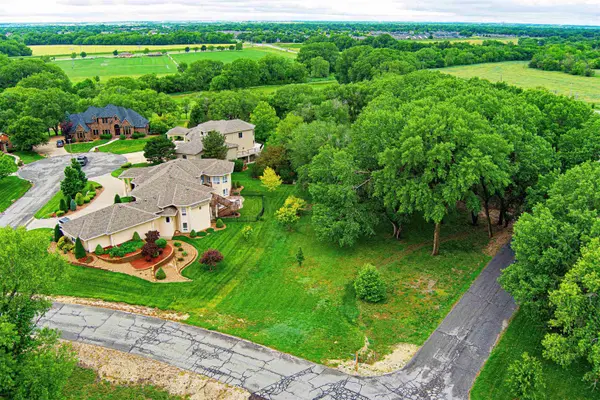 00000 Glencoe Circle, Salina, KS 67401