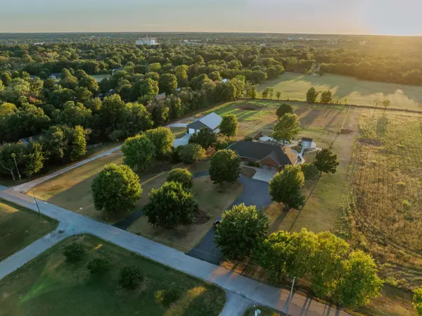 129 Springgate, Arkansas City, KS 67005