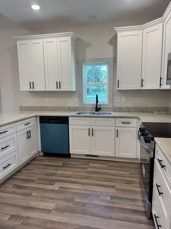 7406 S Pine ST, Pacolet, SC 29372