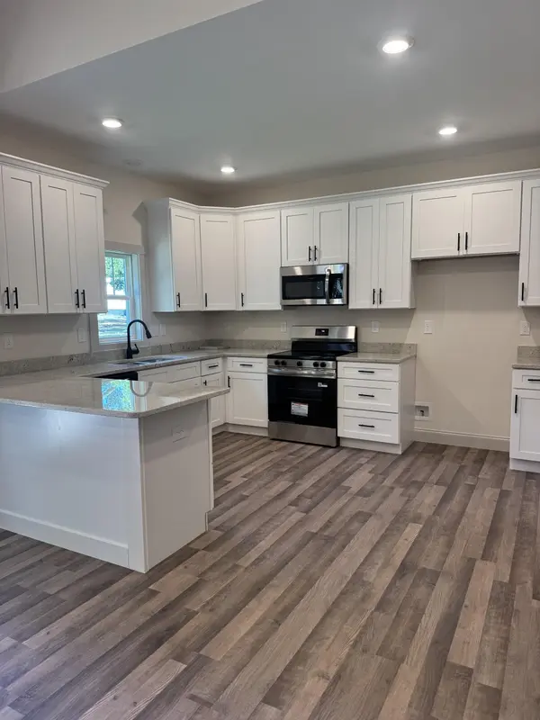 7406 S Pine ST, Pacolet, SC 29372