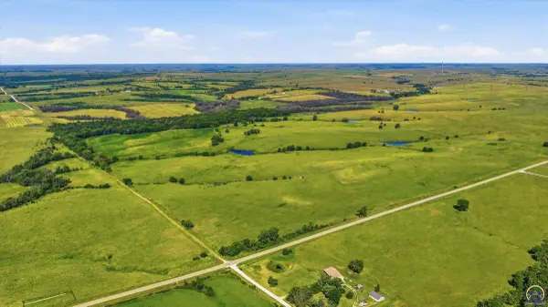 00000 Keene-Eskridge RD, Maple Hill, KS 66507