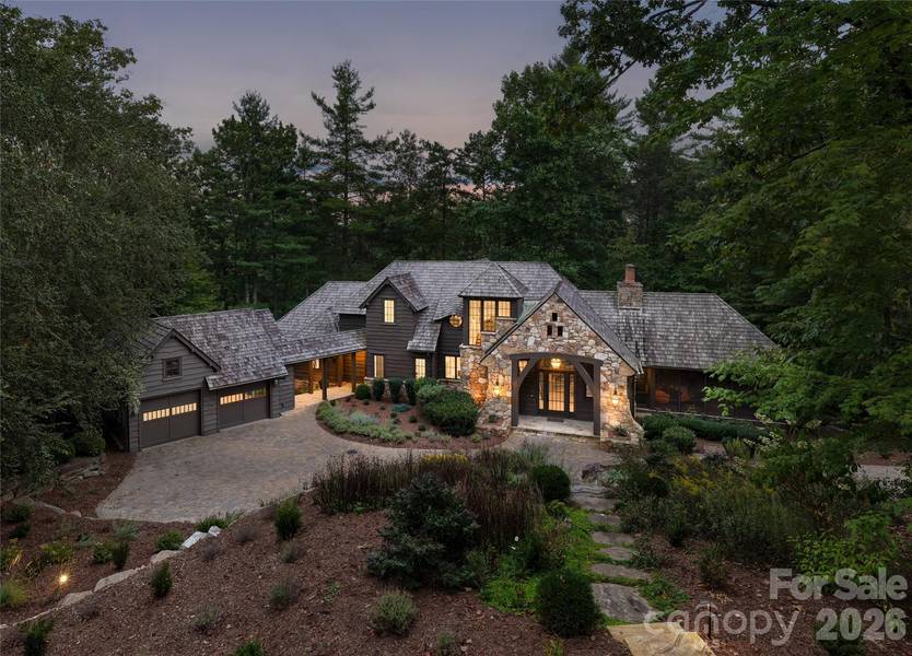 17 Falling Waters TRL, Arden, NC 28704