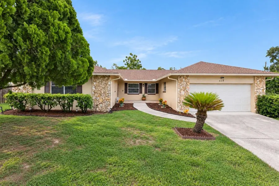 618 HATTAWAY DR, Altamonte Springs, FL 32701