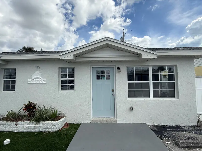 119 147TH AVE E #B, Madeira Beach, FL 33708