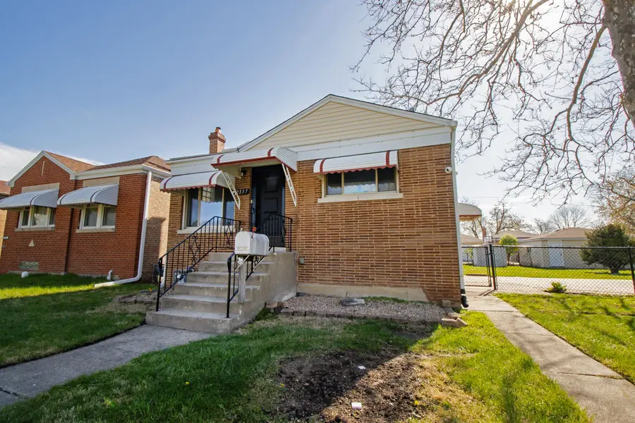 2337 Park AVE, North Riverside, IL 60546