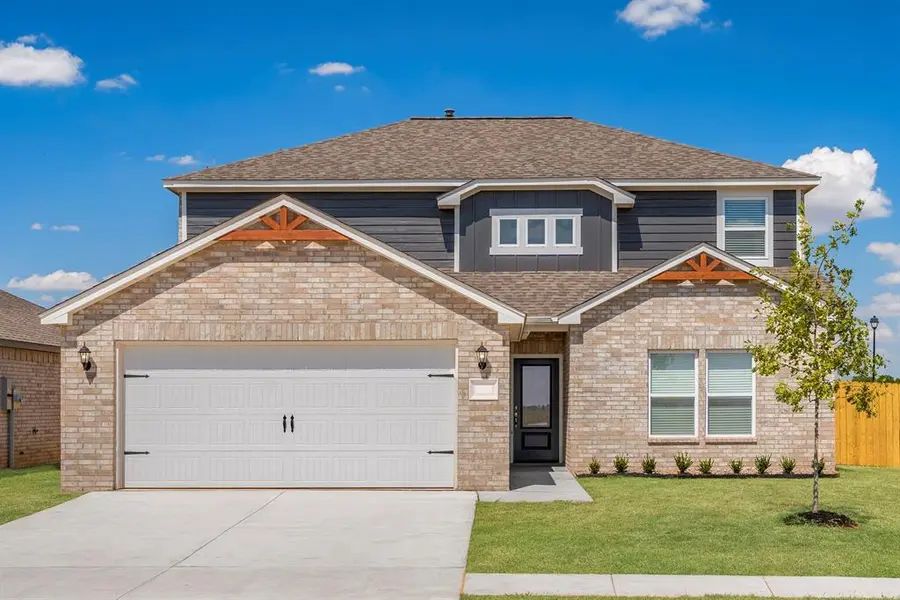741 Luna WAY, Tuttle, OK 73089