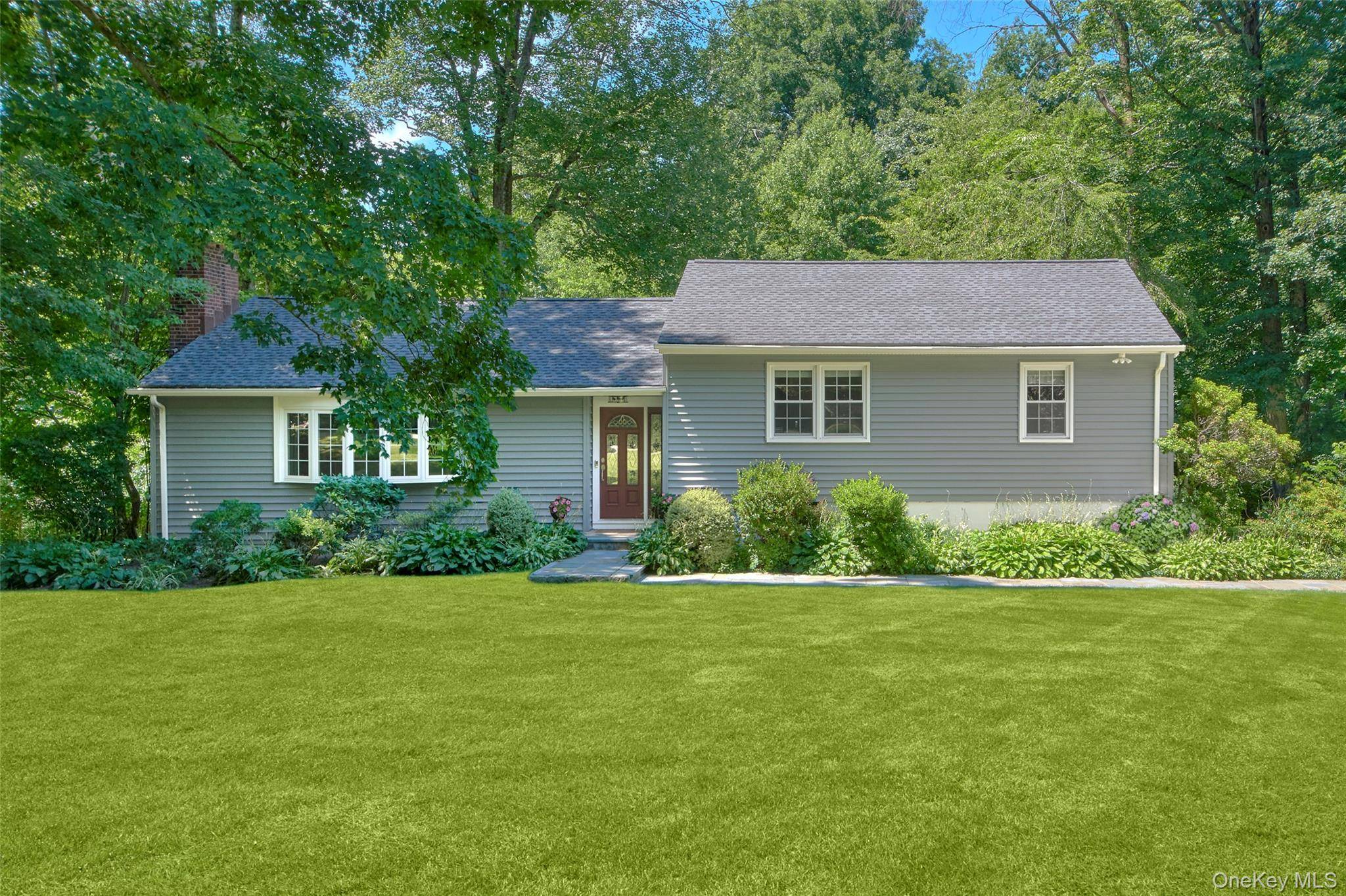 88 Brevoort RD, Chappaqua, NY 10514