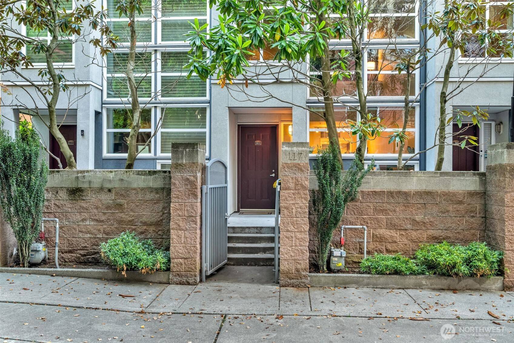 10042 Main ST #117, Bellevue, WA 98004
