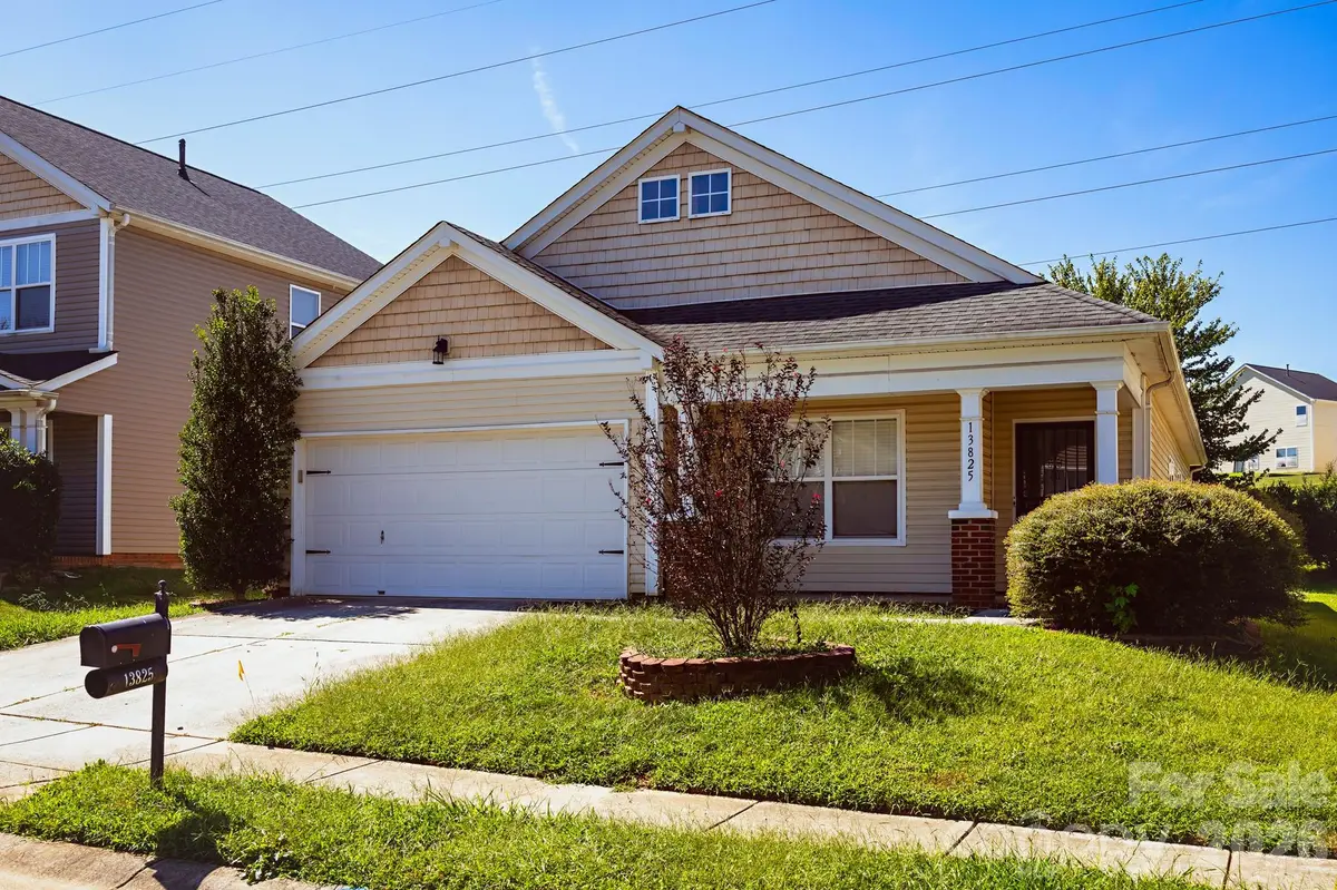 13825 Purple Bloom LN, Charlotte, NC 28262