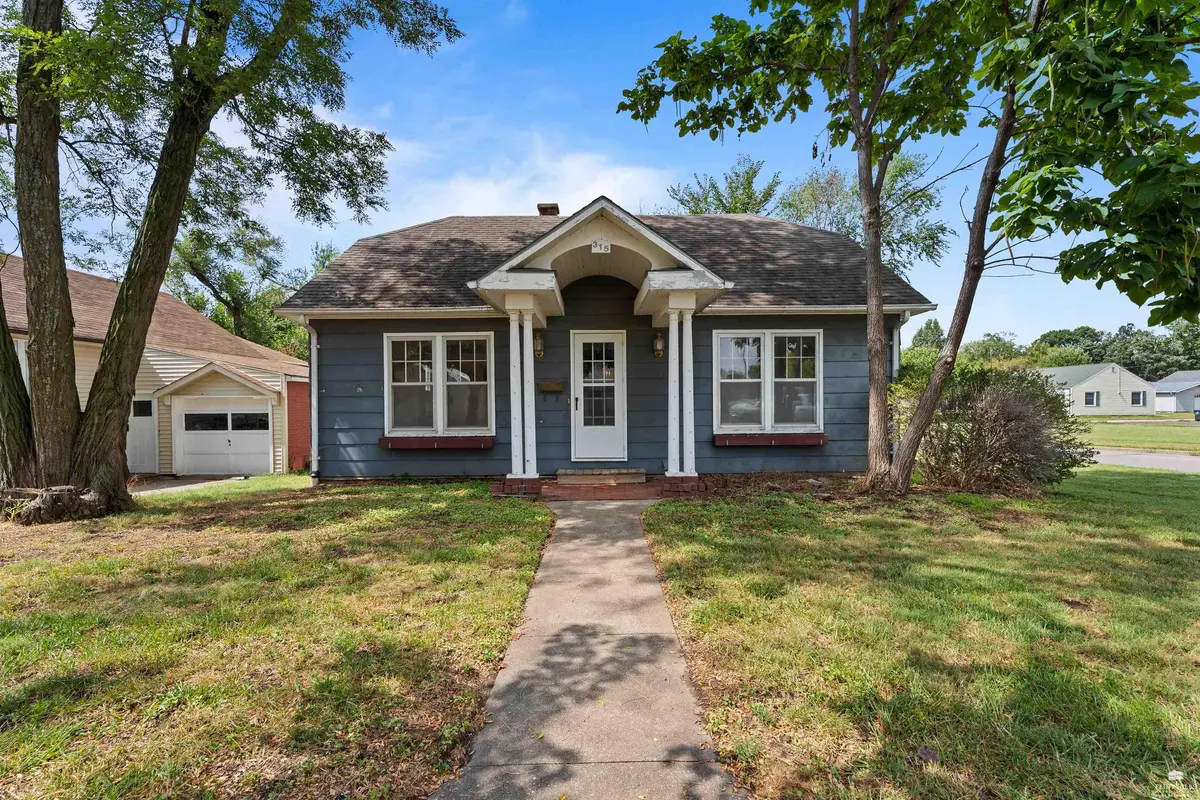 315 Chestnut, Wamego, KS 66547