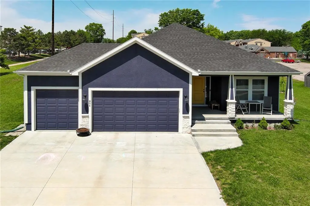 804 Merion ST, Lansing, KS 66043