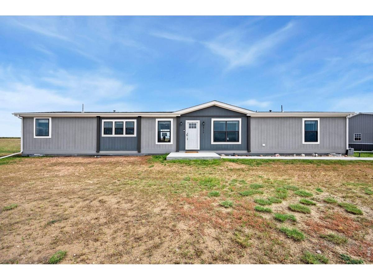 58736 County Road 23, Carr, CO 80612