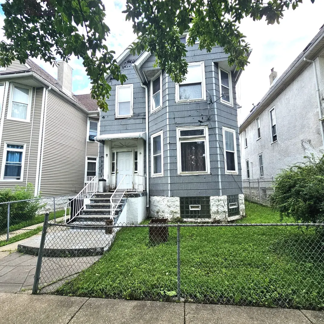 319 N Lotus AVE, Chicago, IL 60644