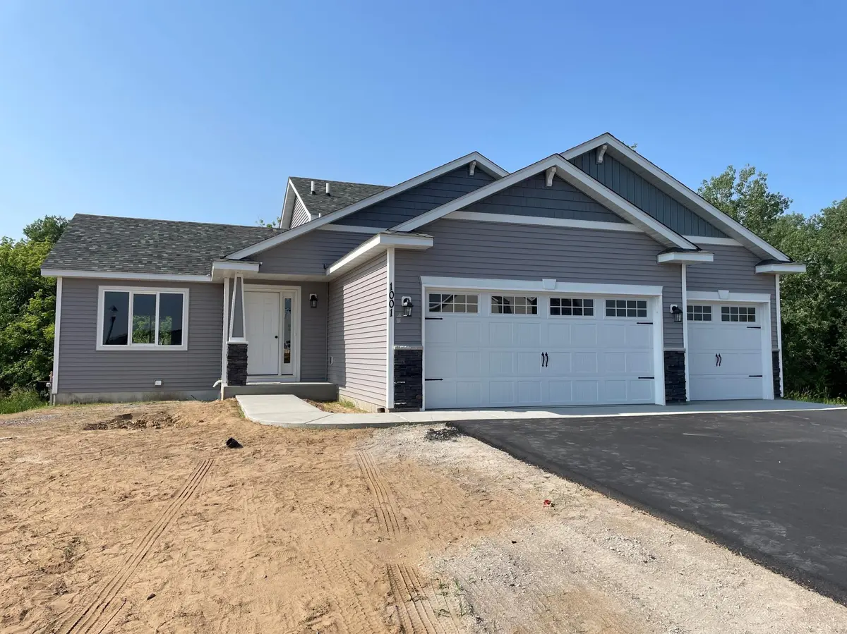 1005 Trinity ST NE, Isanti, MN 55040
