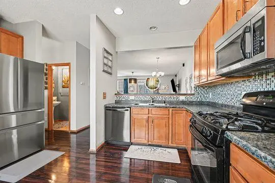 4360 Bulrush BLVD, Shakopee, MN 55379