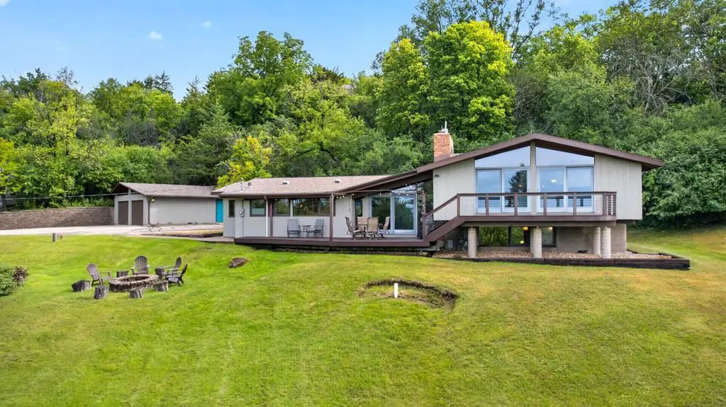 2715 Salem RD SW, Rochester, MN 55902