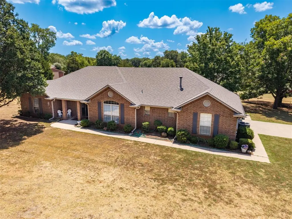 43343 Birchwood DR, Tecumseh, OK 74873
