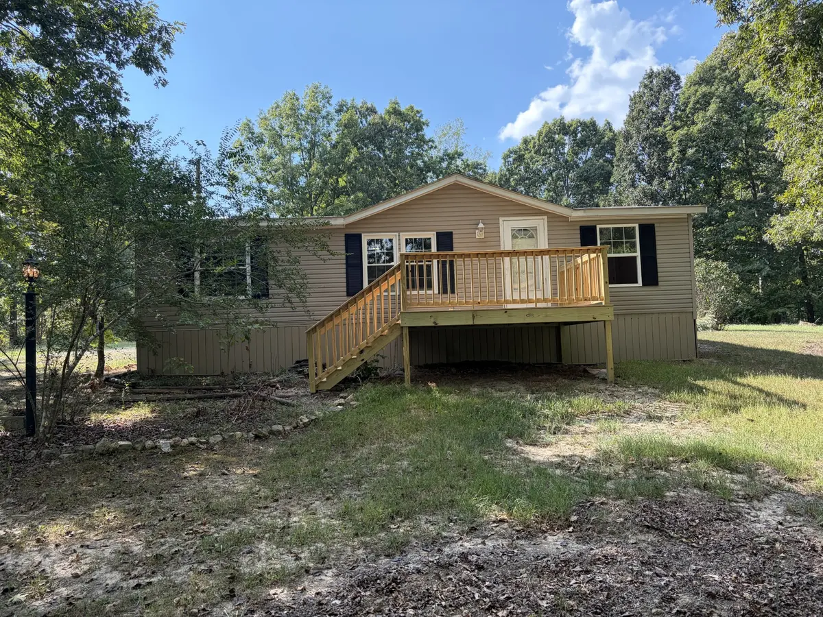 10404 Ridgecrest Dr, Bon Aqua, TN 37025