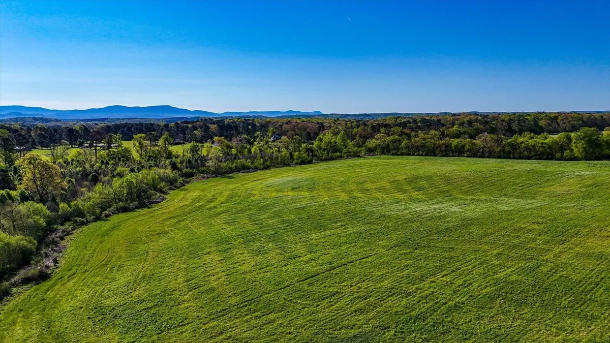 1625 Red Hill Valley Road #SE, Cleveland, TN 37323