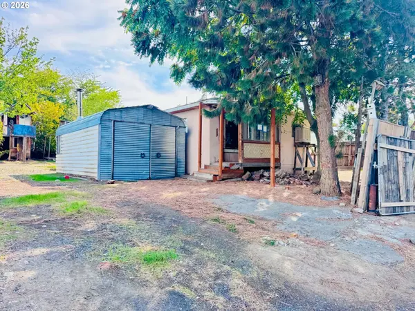 134 SE DOUGLAS ST, Pilot Rock, OR 97868