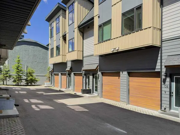 1106 Bow valley TRL #104, Canmore, AB T1W 1N6