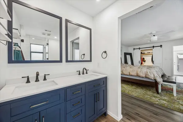 908 Riddlewood DR, Austin, TX 78753