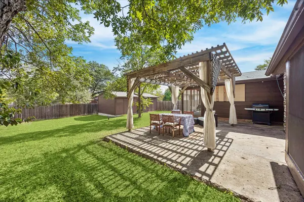 908 Riddlewood DR, Austin, TX 78753