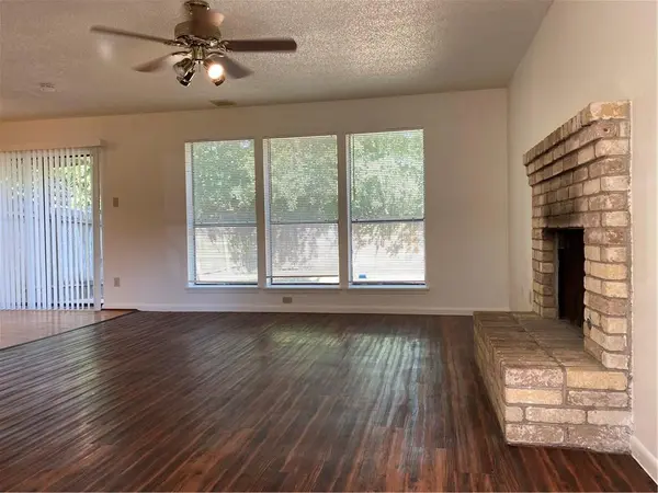 9004 Sedgemoor TRL #B, Austin, TX 78748