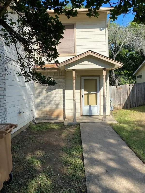 9004 Sedgemoor TRL #B, Austin, TX 78748