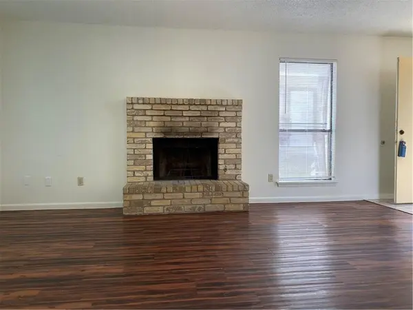 9004 Sedgemoor TRL #B, Austin, TX 78748