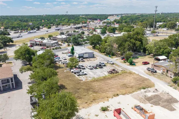 1000 E 2nd Ave E, Belton, TX 76513