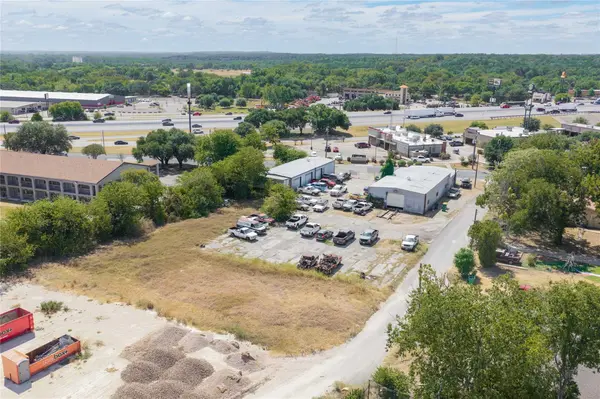 1000 E 2nd Ave E, Belton, TX 76513
