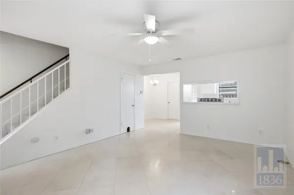 8400 Jamestown DR #226, Austin, TX 78758