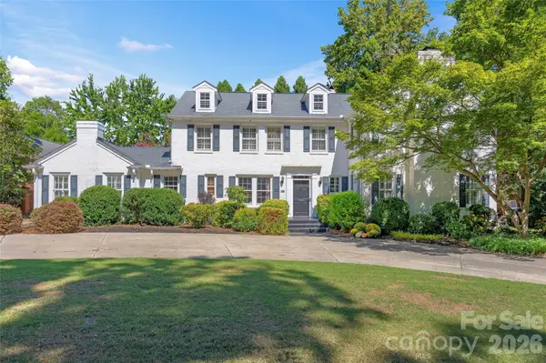 241 Huntley PL, Charlotte, NC 28207