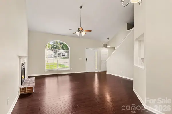 8313 Belstead Brook CT, Charlotte, NC 28216