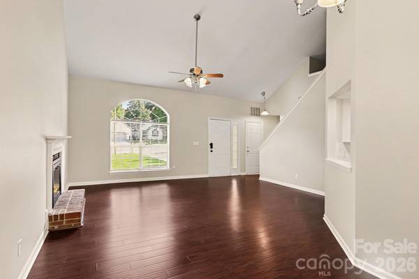 8313 Belstead Brook CT, Charlotte, NC 28216