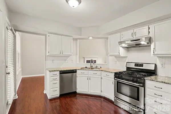 8313 Belstead Brook CT, Charlotte, NC 28216