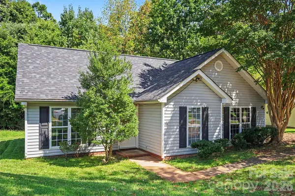 5718 Kirkdale CT, Charlotte, NC 28208