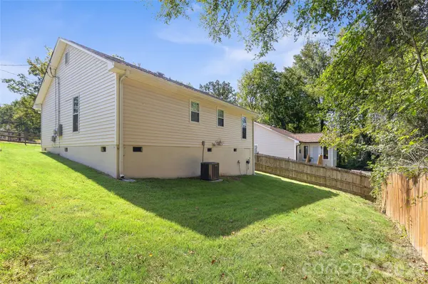 420 Maiden LN SW, Concord, NC 28025