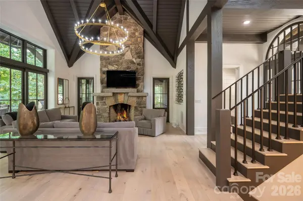 17 Falling Waters TRL, Arden, NC 28704