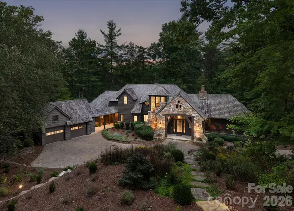 17 Falling Waters TRL, Arden, NC 28704