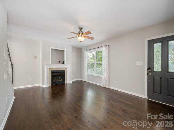 44 Ridgeland LN, Asheville, NC 28805