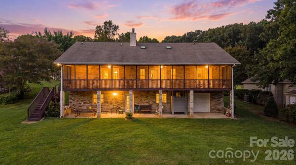 81 Emerald Point DR, Taylorsville, NC 28681